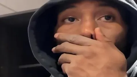 44岁明星喜获良缘，热搜榜上喜讯传