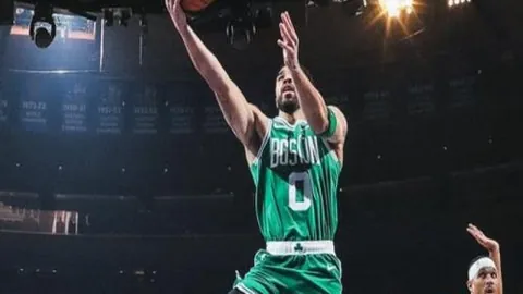 西乙阿尔巴塞特客场表现专家质合分析及期号推荐